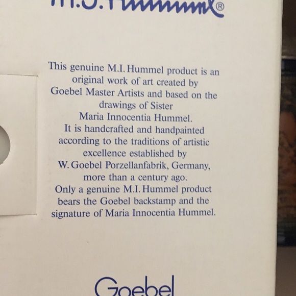 Hummel Figurine - Picture 3 of 5